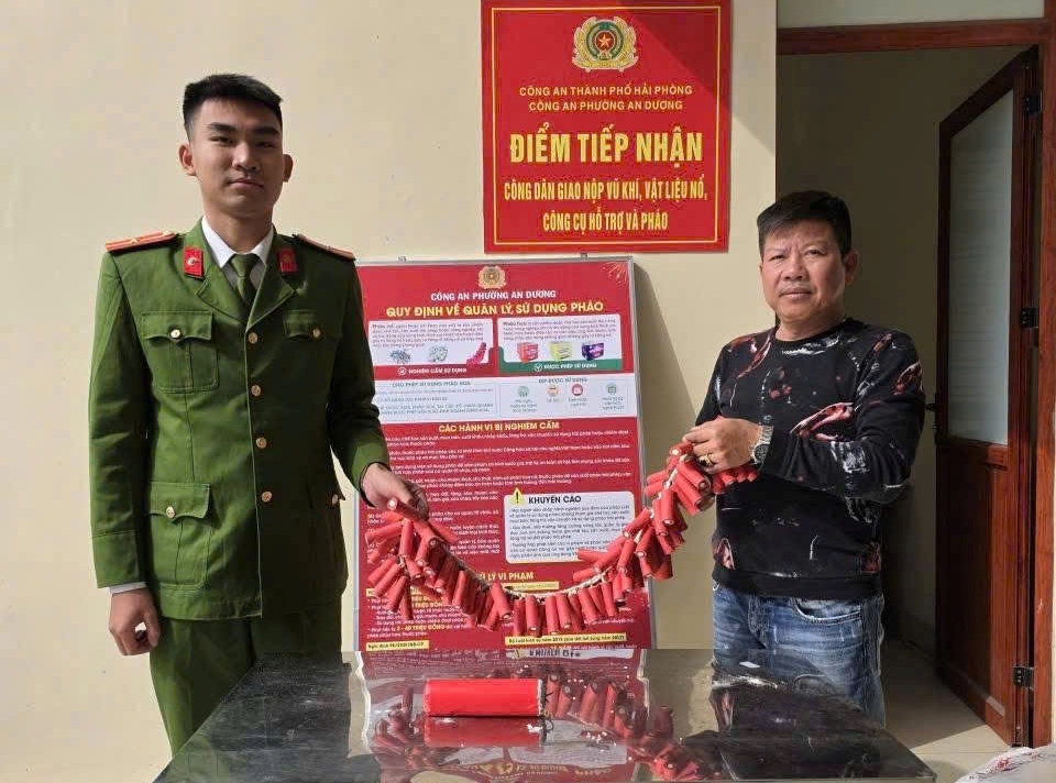 Công an phường An Dương tổ chức 63 buổi tuyên truyền về công tác thu hồi vũ khí, vật liệu nổ, pháo